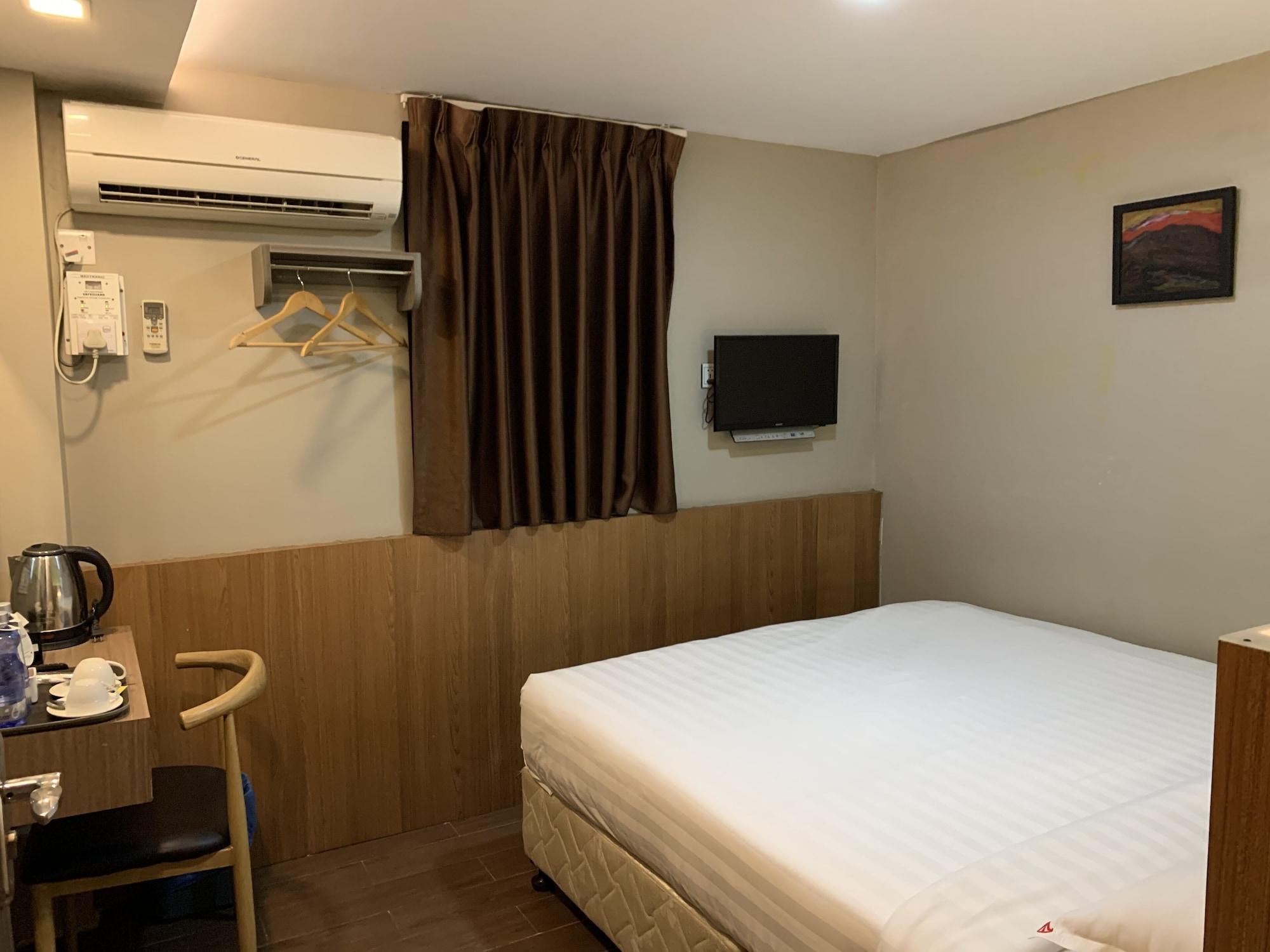 The Vibe Inn Yangon Extérieur photo