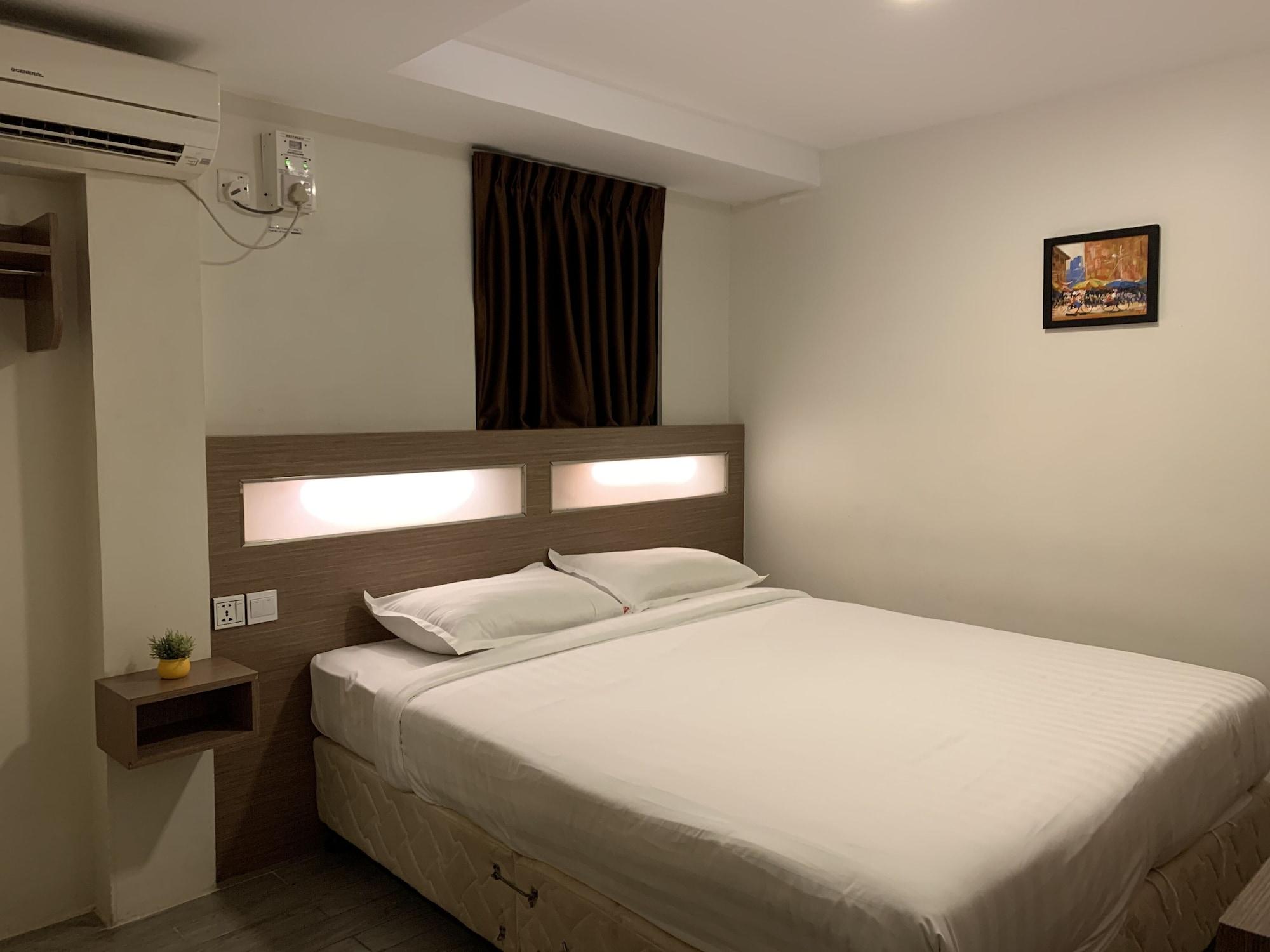 The Vibe Inn Yangon Extérieur photo
